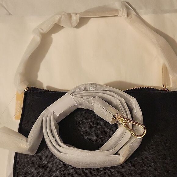 Michael Kors Jet Set Crossbody Bag NWT - Picture 10 of 11